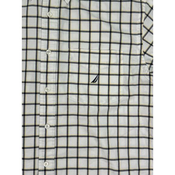 Nautica Shirt Mens Size M Button Up Long Sleeve Black Yellow Plaid Logo Casual - Picture 5 of 7